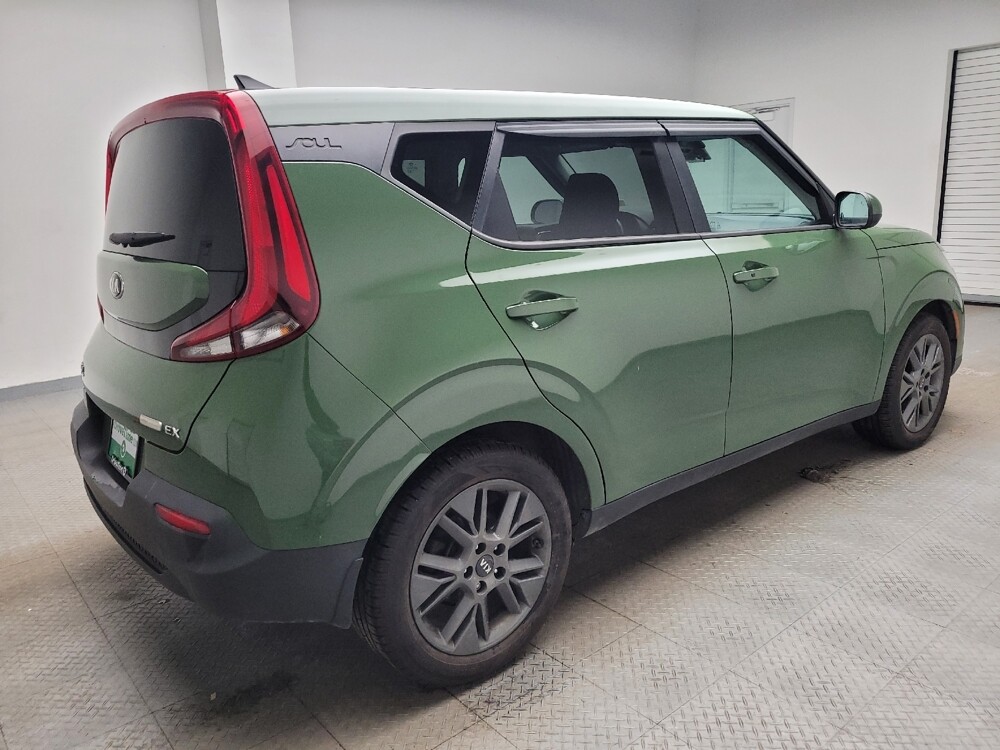 2020 Kia Soul in Grand Rapids, MI 49508 - 18100276 10