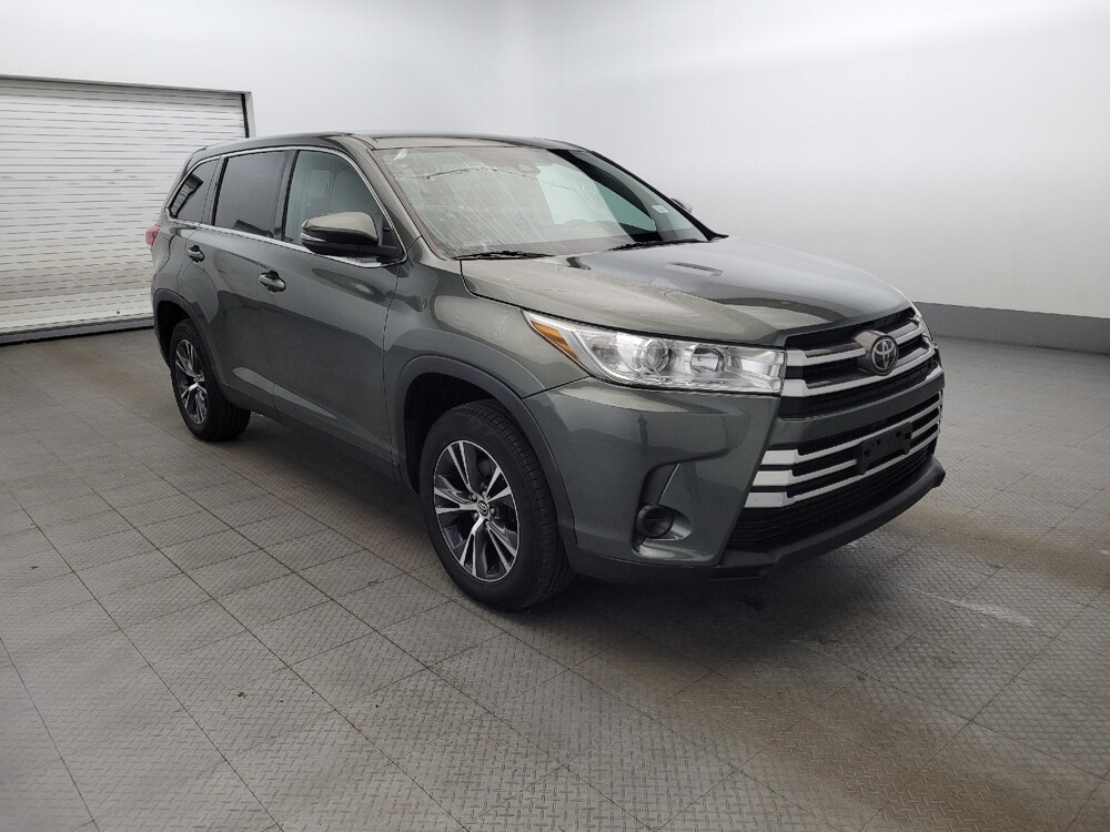 2019 Toyota Highlander in Richmond, VA 23235 - 18100286 13