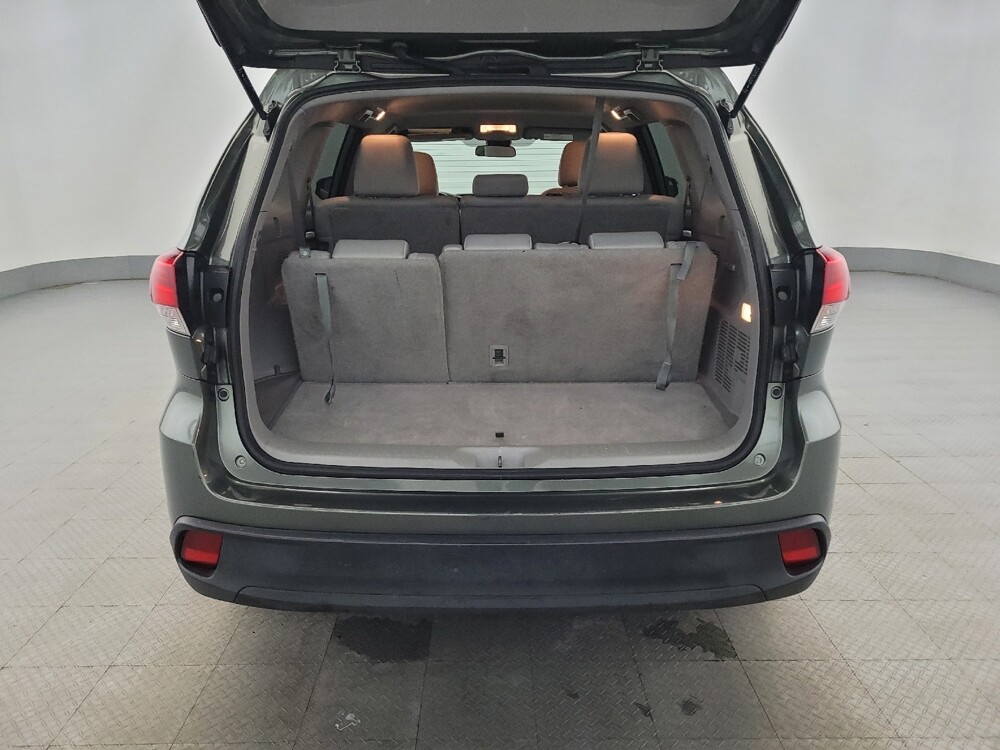2019 Toyota Highlander in Richmond, VA 23235 - 18100286 29