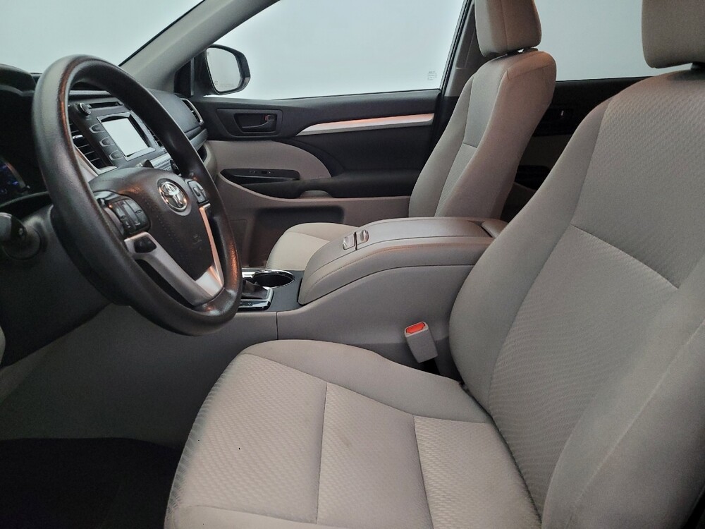 2019 Toyota Highlander in Richmond, VA 23235 - 18100286 17