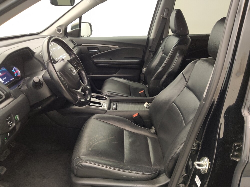 2019 Honda Pilot in Houston, TX 77060 - 18100288 17