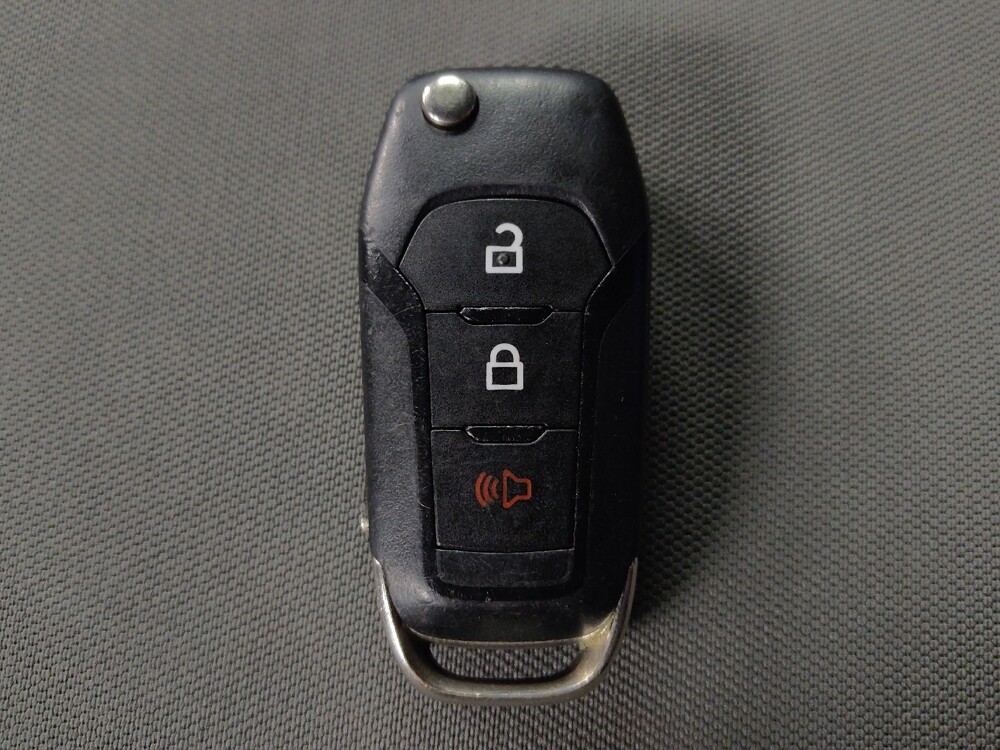 2017 Ford F150 in Houston, TX 77060 - 18100289 32