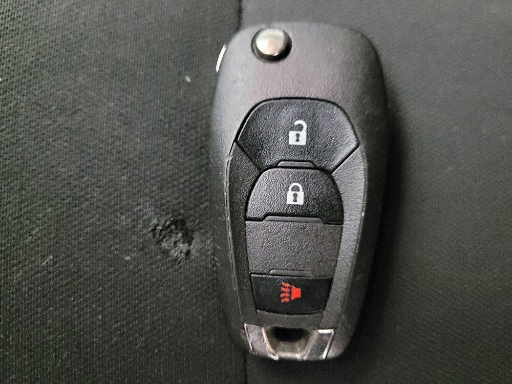 2019 Chevrolet Trax in Taylor, MI 48180 - 18100291 32