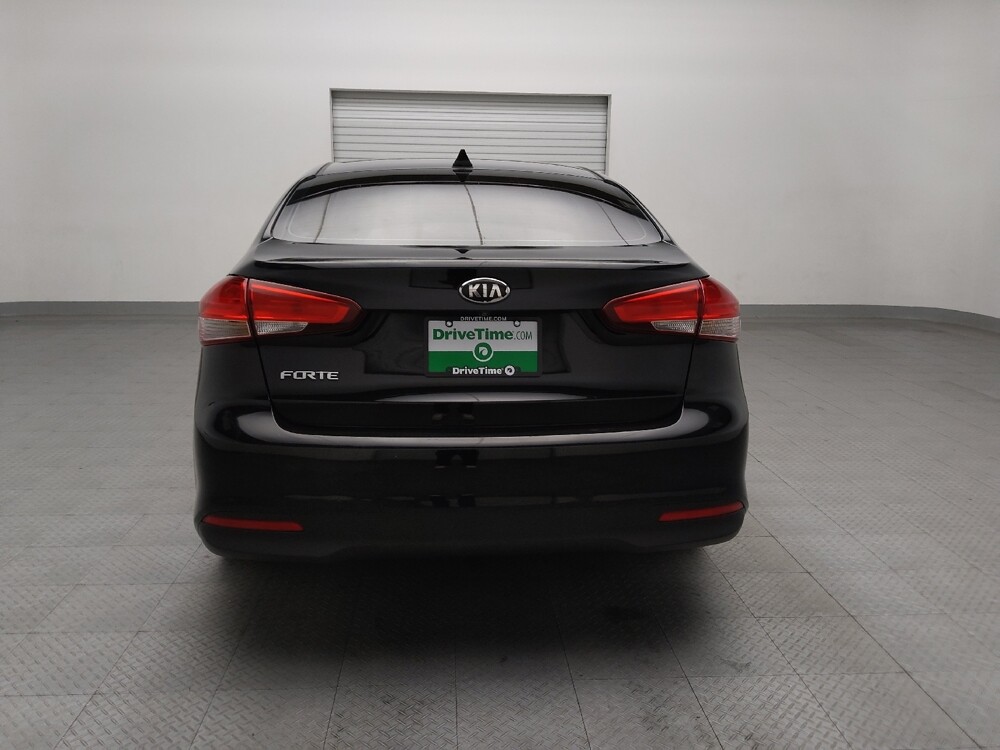 2018 Kia Forte in Tulsa, OK 74145 - 18100293 6