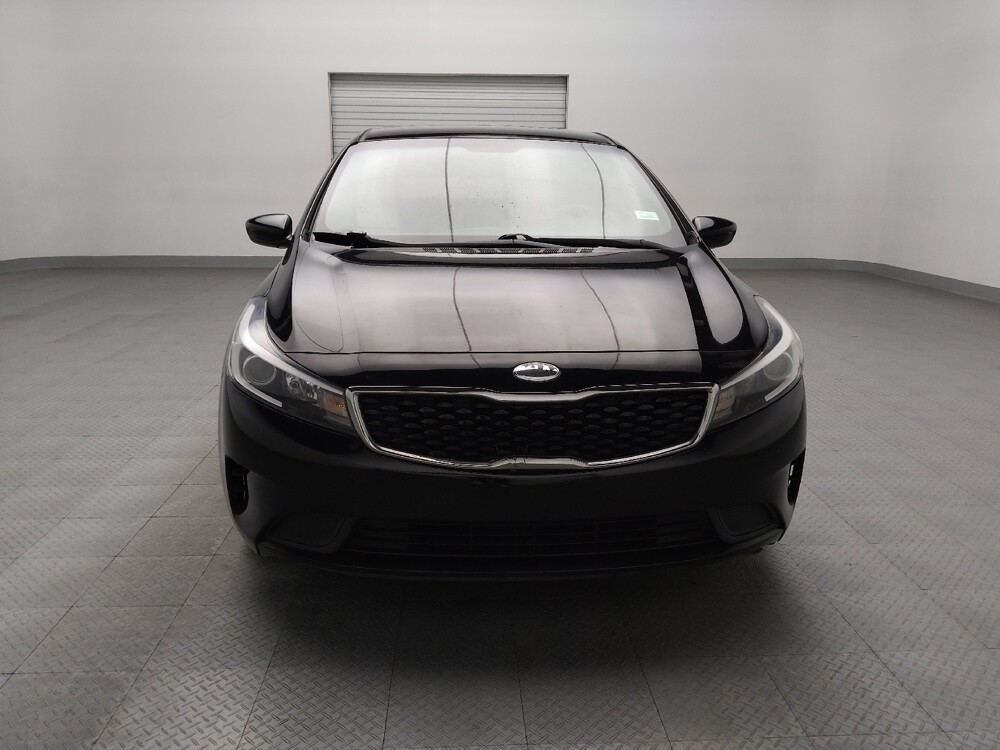 2018 Kia Forte in Tulsa, OK 74145 - 18100293 14