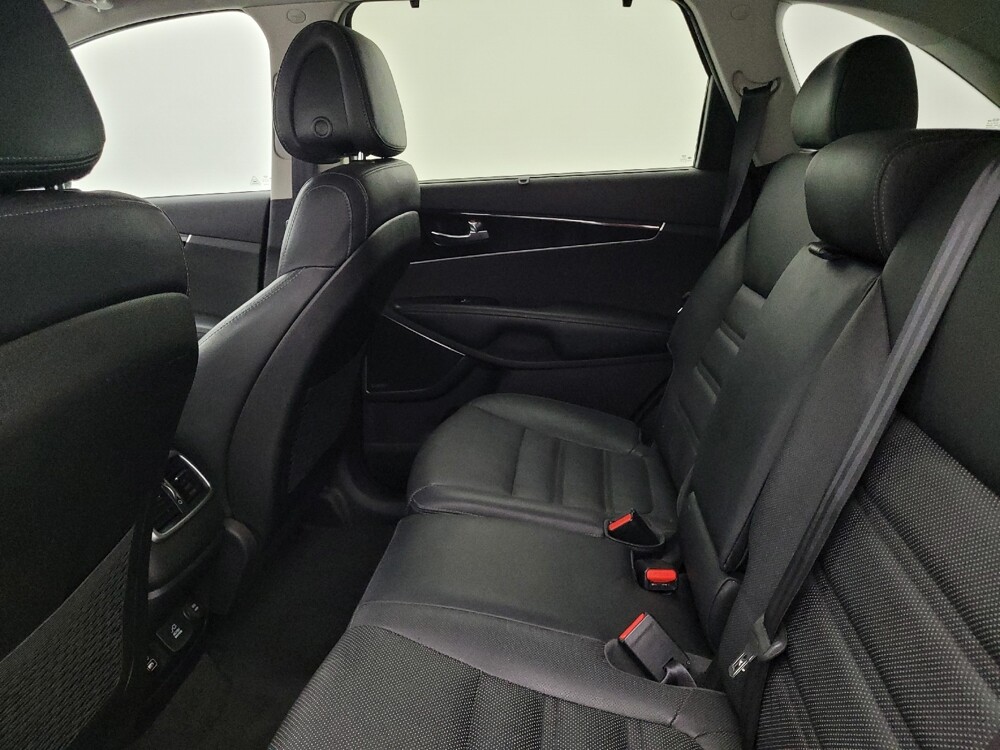 2016 Kia Sorento in Columbus, GA 31909 - 18100295 18