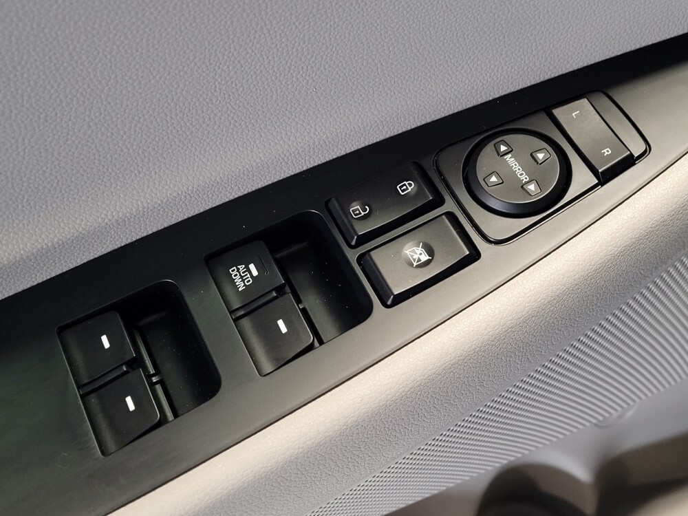 2017 Hyundai Tucson in Hialeah, FL 33014 - 18100297 27