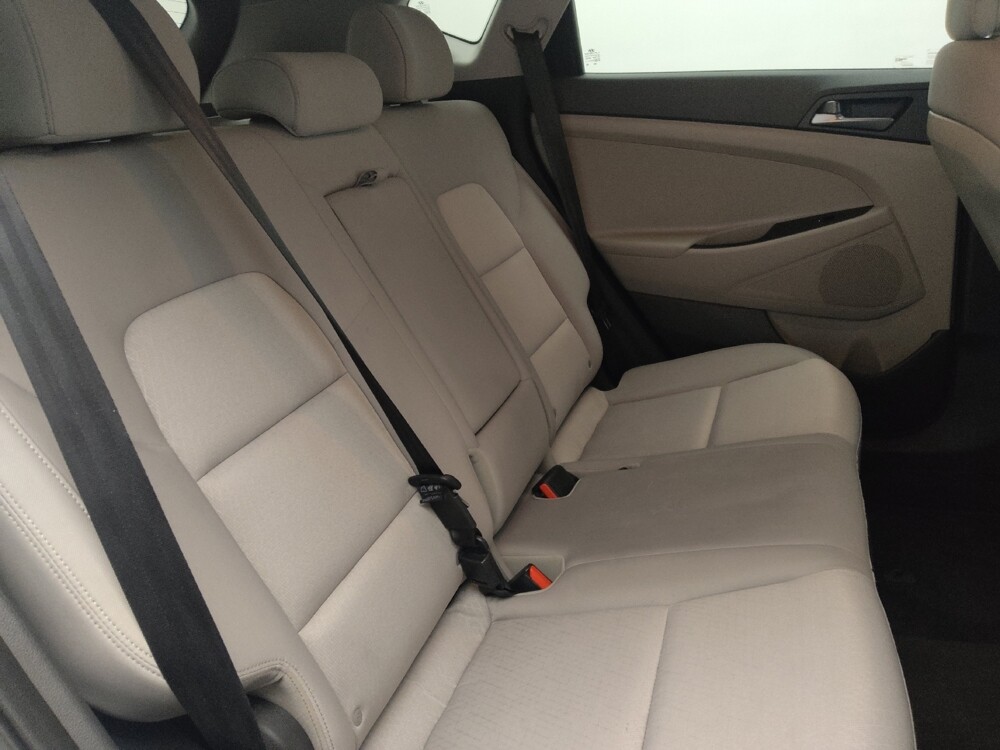 2017 Hyundai Tucson in Hialeah, FL 33014 - 18100297 19