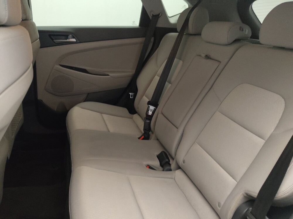 2017 Hyundai Tucson in Hialeah, FL 33014 - 18100297 18