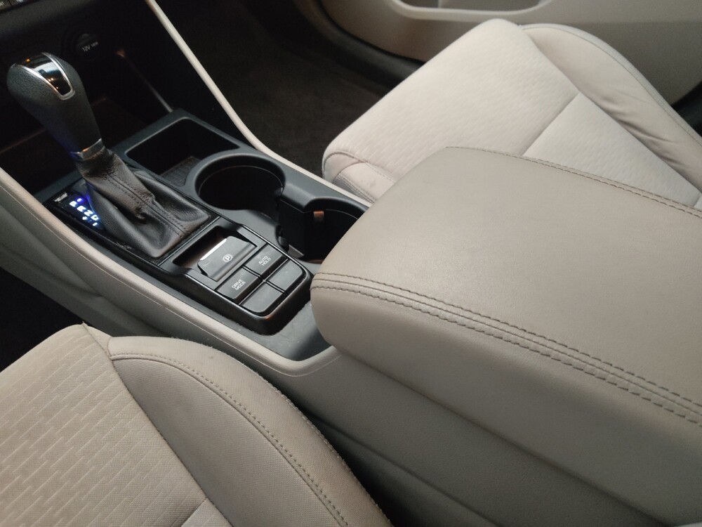 2021 Hyundai Tucson in Hialeah, FL 33014 - 18100298 26