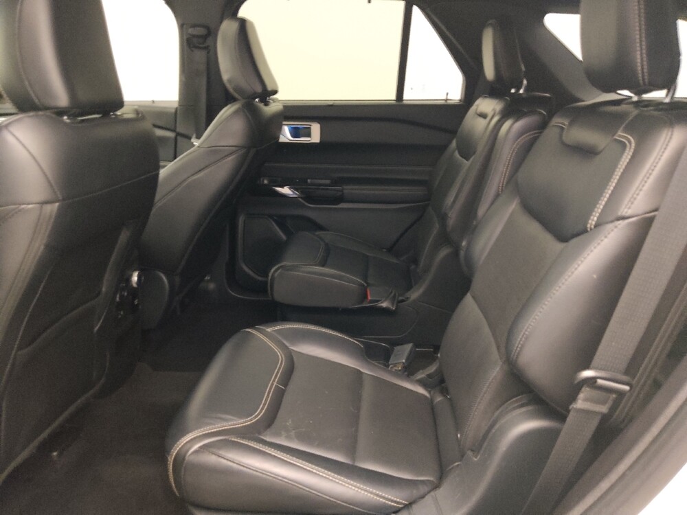 2021 Ford Explorer in Tampa, FL 33619 - 18100300 18