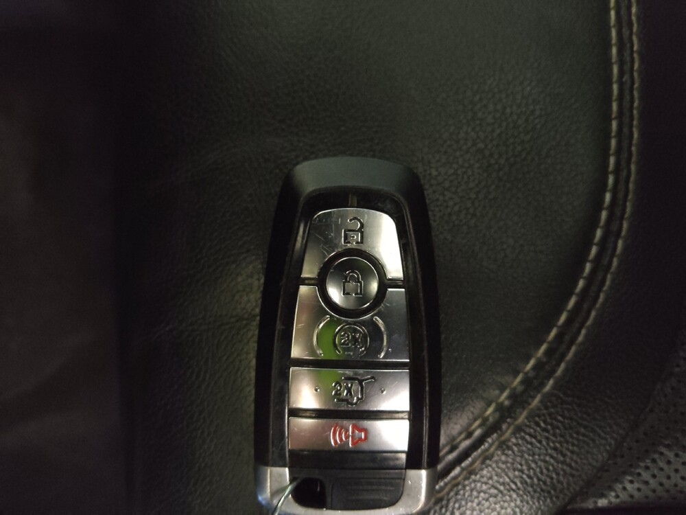 2021 Ford Explorer in Tampa, FL 33619 - 18100300 32