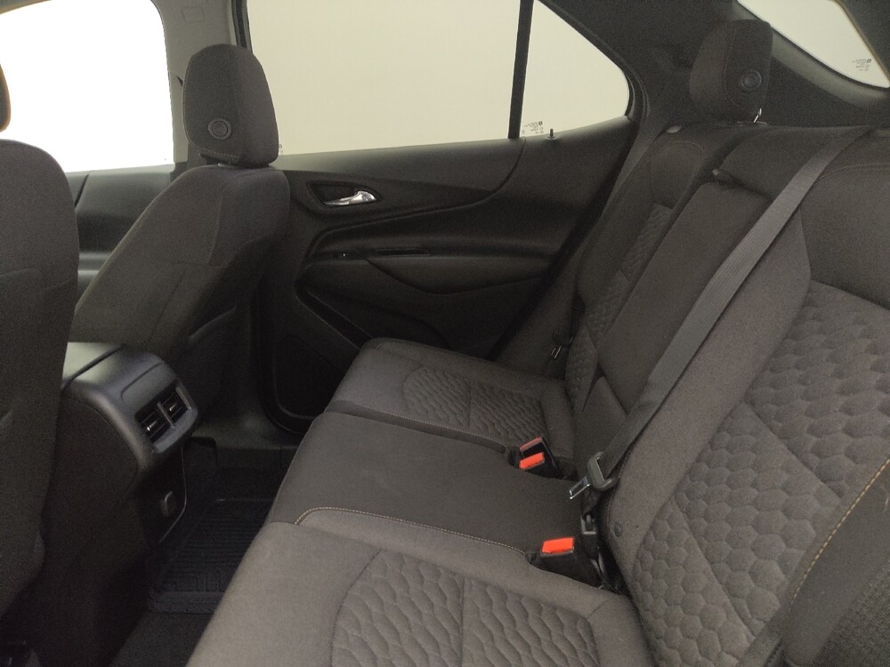 2018 Chevrolet Equinox in Tampa, FL 33619 - 18100302 18