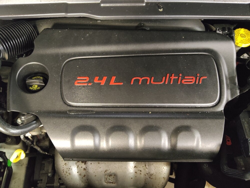 2018 Jeep Compass in Tampa, FL 33619 - 18100305 30