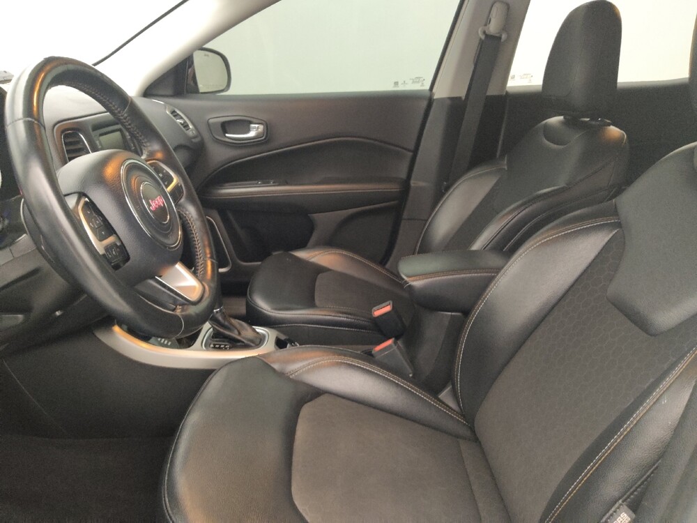 2018 Jeep Compass in Tampa, FL 33619 - 18100305 17