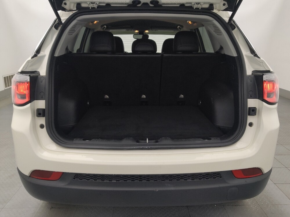 2018 Jeep Compass in Tampa, FL 33619 - 18100305 29