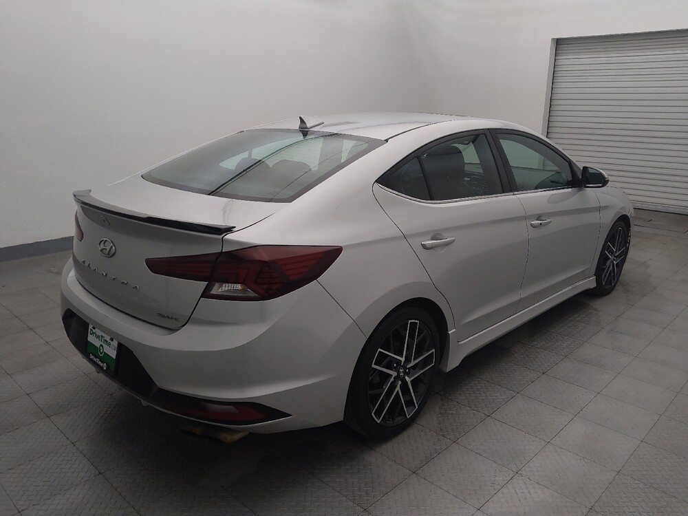 2019 Hyundai Elantra in Houston, TX 77060 - 18100306 9