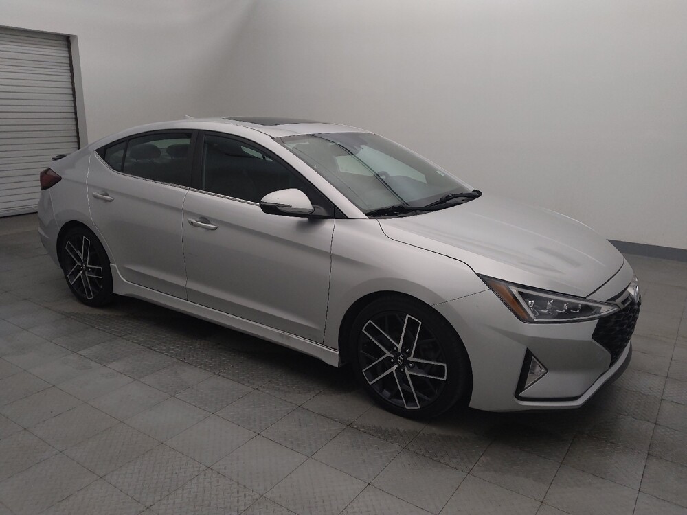 2019 Hyundai Elantra in Houston, TX 77060 - 18100306 11