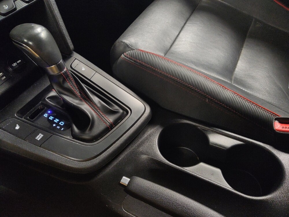 2019 Hyundai Elantra in Houston, TX 77060 - 18100306 26