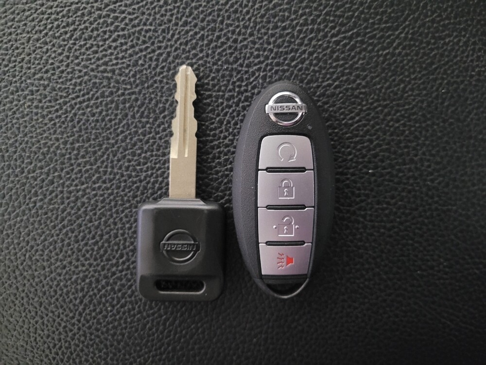 2021 Nissan Titan in Jackson, MS 39211 - 18100307 32