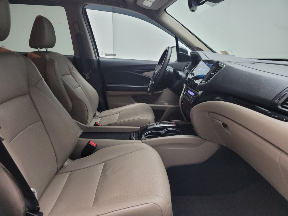 2020 Honda Pilot in Taylor, MI 48180 - 18100308 21