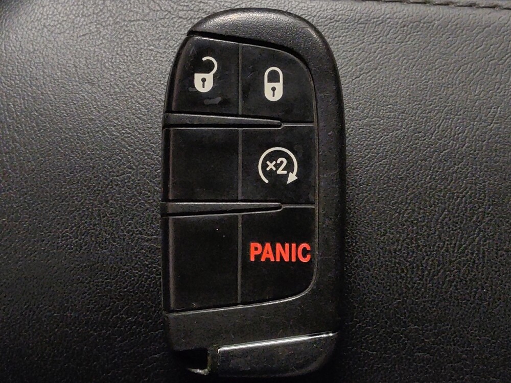 2017 Jeep Renegade in Metairie, LA 70006 - 18100311 32