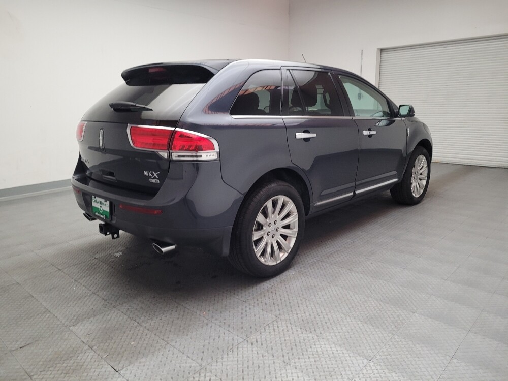 2014 Lincoln MKX in Downey, CA 90241 - 18100315 9
