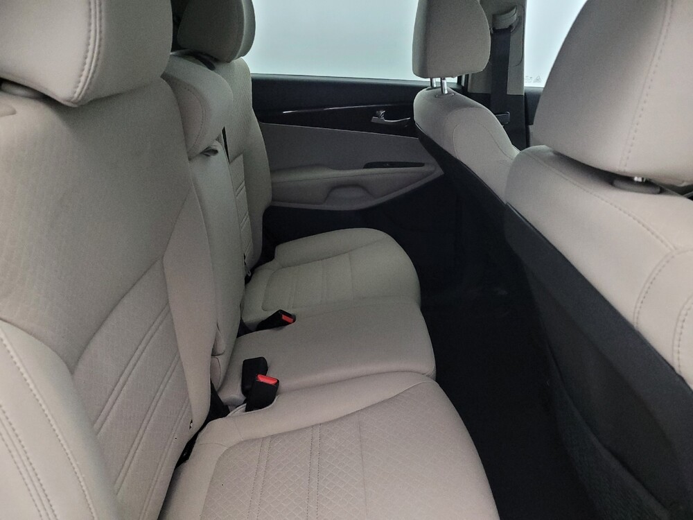 2019 Kia Sorento in Williamstown, NJ 8094 - 18100317 19