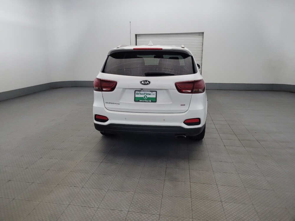 2019 Kia Sorento in Williamstown, NJ 8094 - 18100317 7