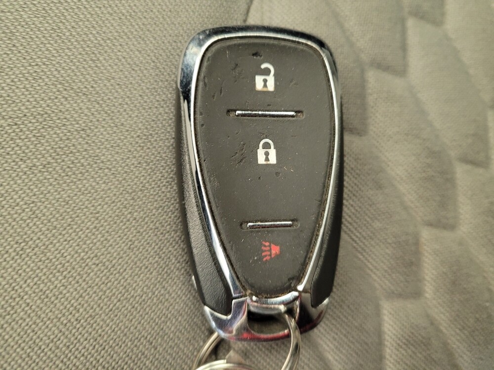 2020 Chevrolet Equinox in Miamisburg, OH 45342 - 18100320 32