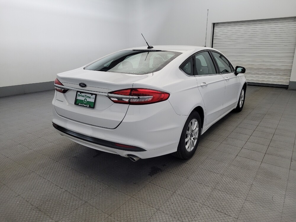 2018 Ford Fusion in Glen Burnie, MD 21061 - 18100322 9