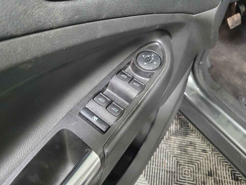 2017 Ford Escape in Langhorne, PA 19047 - 18100323 27