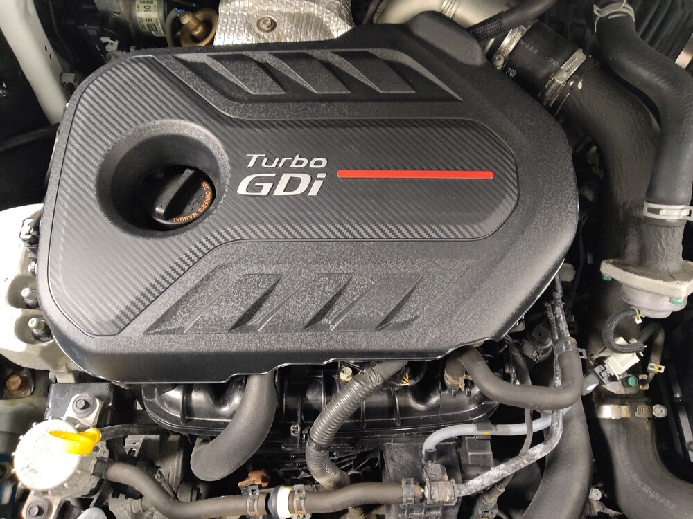 2020 Hyundai Santa Fe in Marietta, GA 30062 - 18100325 30