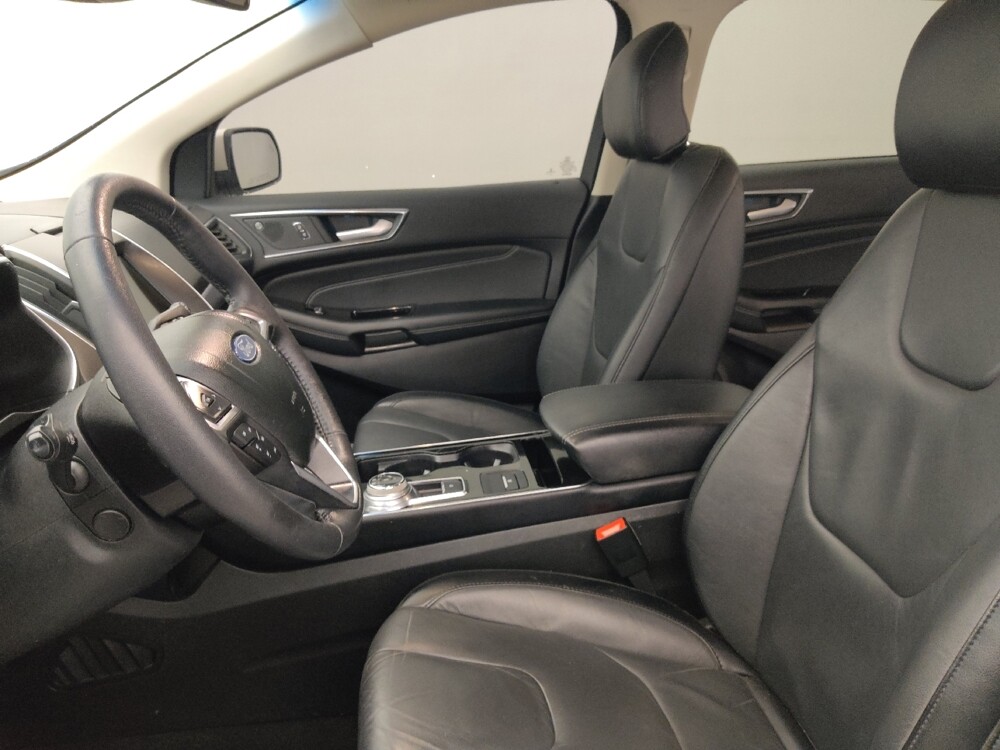 2019 Ford Edge in Bradenton, FL 34207 - 18100336 17