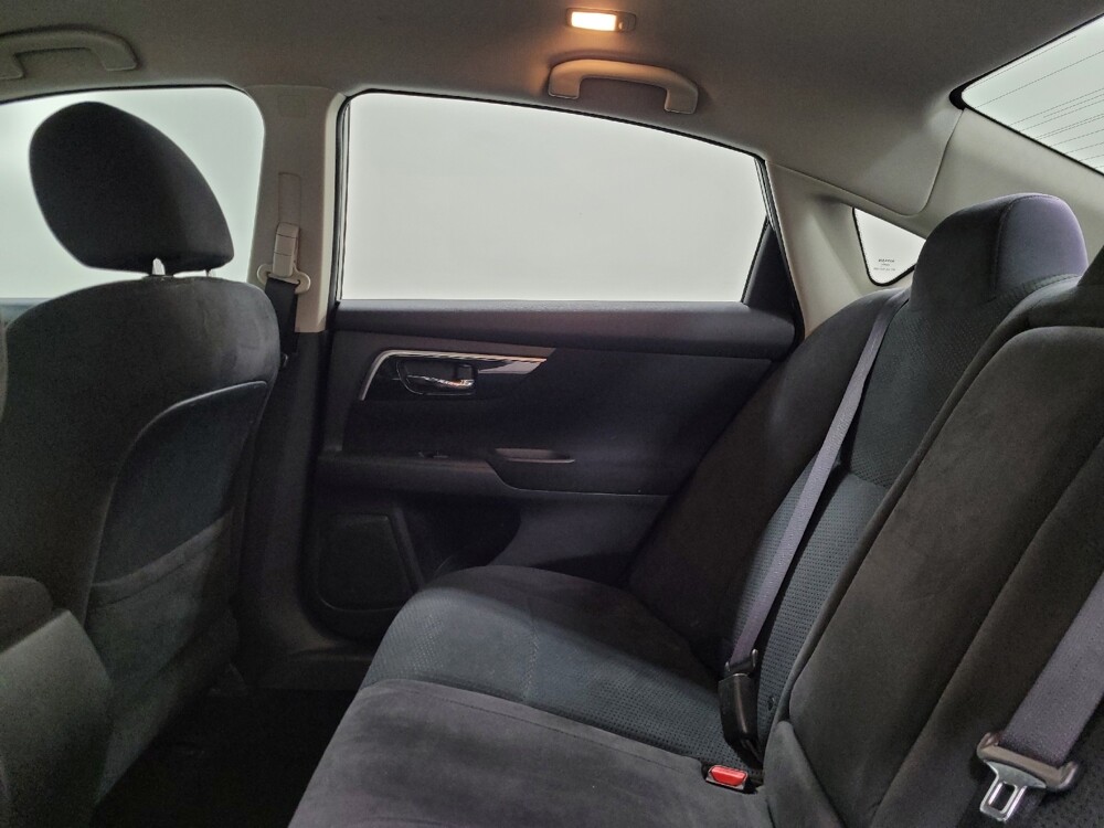 2014 Nissan Altima in Langhorne, PA 19047 - 18100340 18