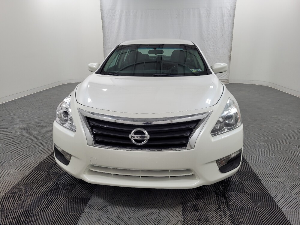 2014 Nissan Altima in Langhorne, PA 19047 - 18100340 15
