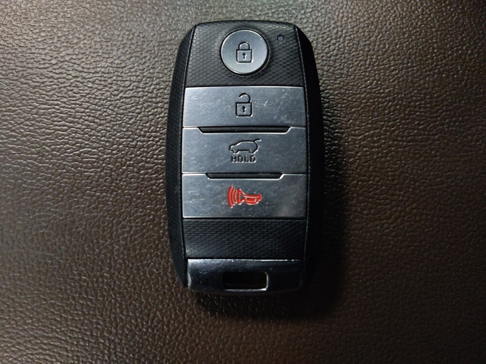 2020 Kia Sorento in Stone Mountain, GA 30083 - 18100344 32