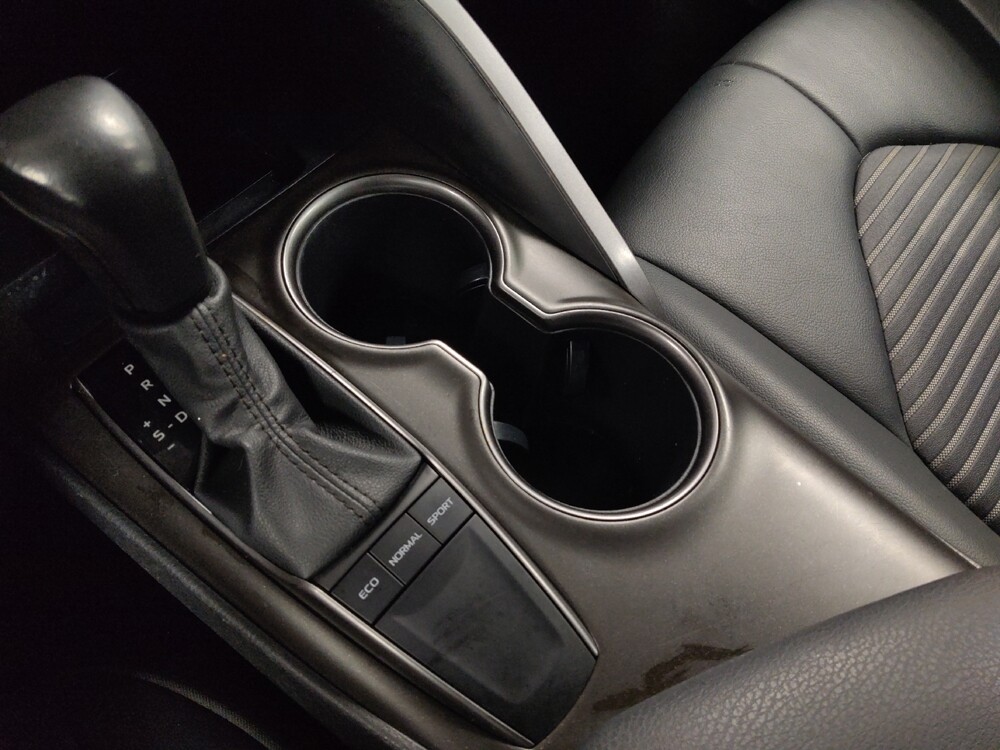 2022 Toyota Camry in Duluth, GA 30096 - 18100347 26