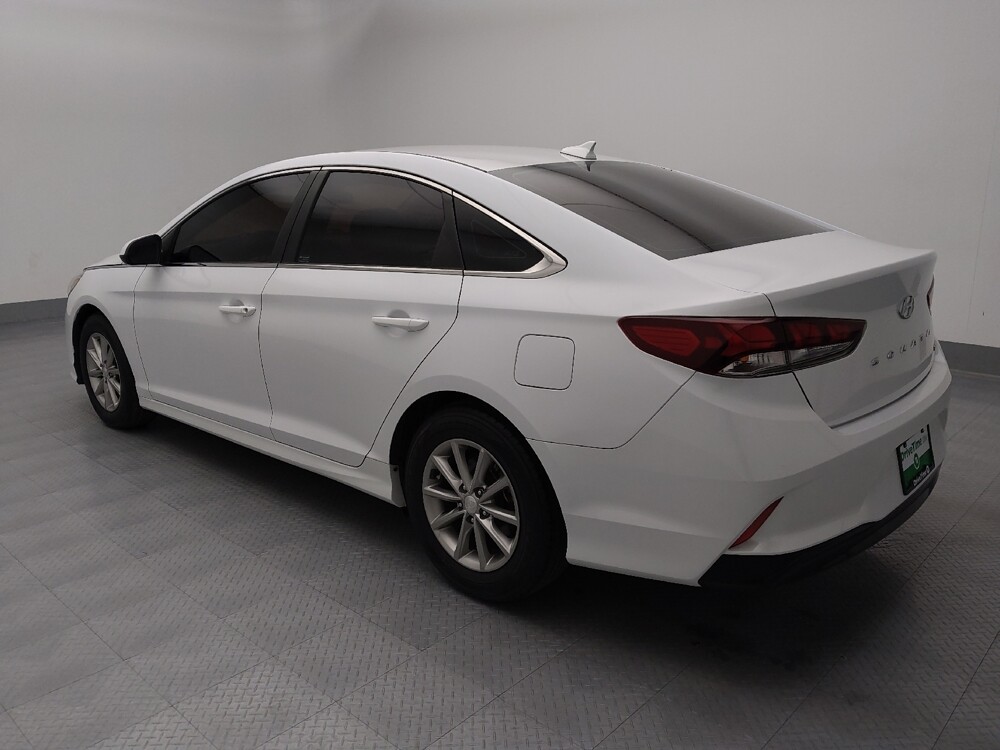 2018 Hyundai Sonata in St. Louis, MO 63136 - 18100350 3