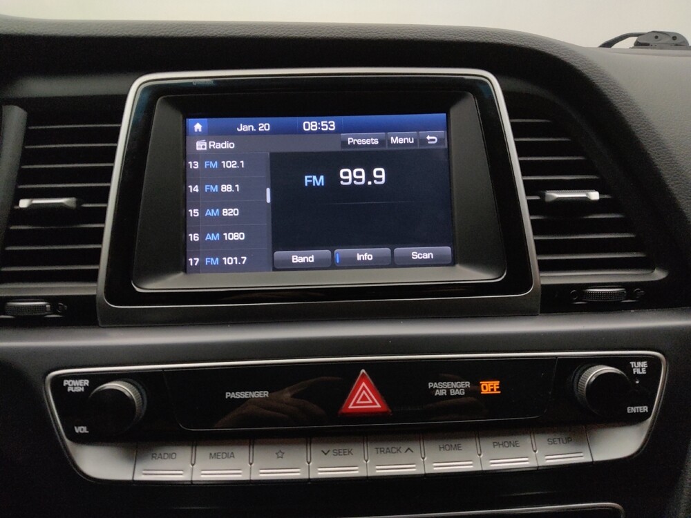 2018 Hyundai Sonata in St. Louis, MO 63136 - 18100350 25