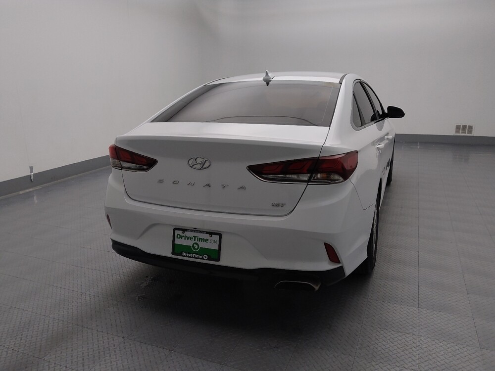 2018 Hyundai Sonata in St. Louis, MO 63136 - 18100350 7