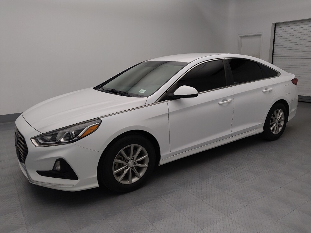 2018 Hyundai Sonata in St. Louis, MO 63136 - 18100350 2