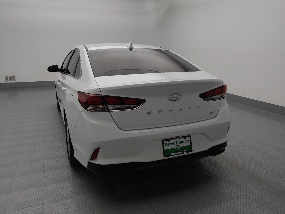 2018 Hyundai Sonata in St. Louis, MO 63136 - 18100350 6