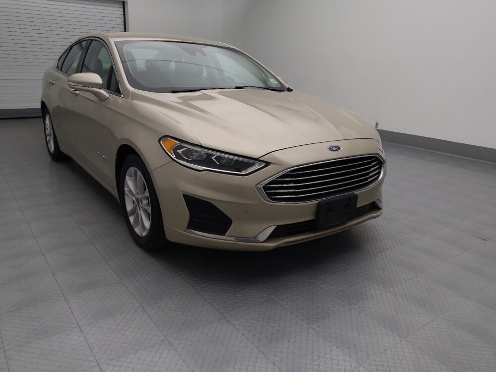 2019 Ford Fusion in Springfield, MO 65807 - 18100358 13