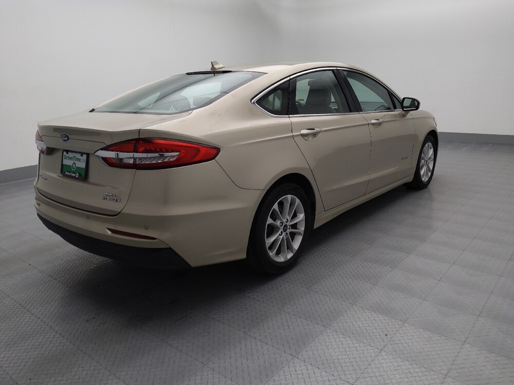 2019 Ford Fusion in Springfield, MO 65807 - 18100358 10