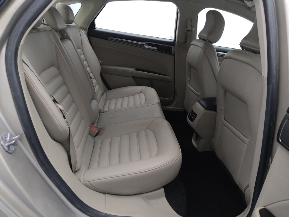 2019 Ford Fusion in Springfield, MO 65807 - 18100358 19