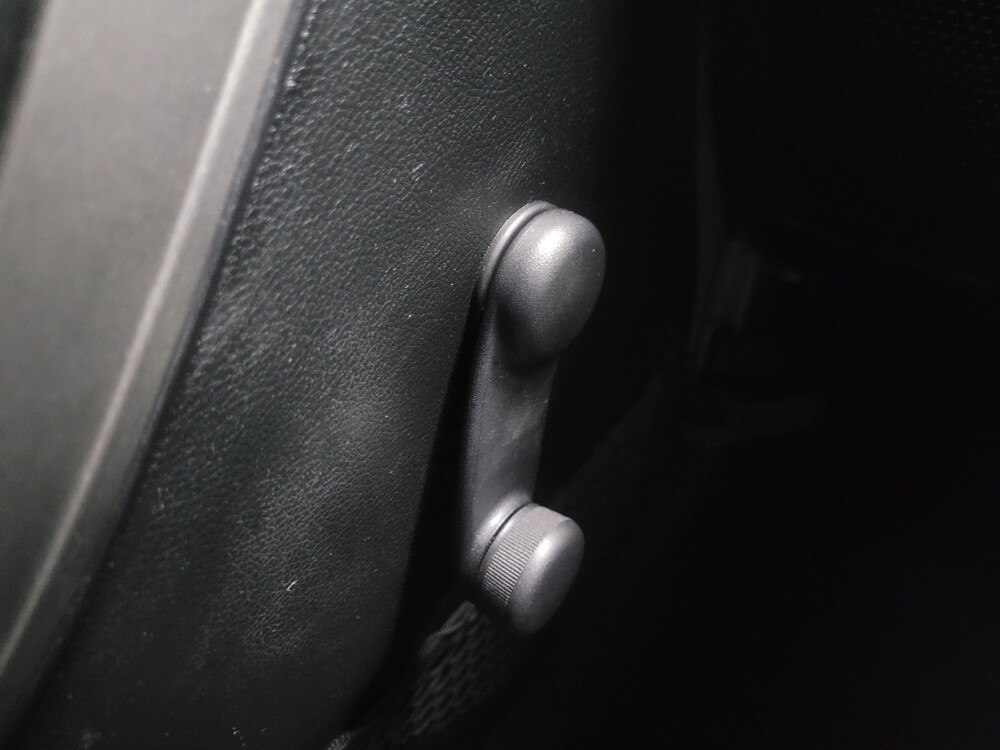 2018 Jeep Wrangler in Indianapolis, IN 46219 - 18100359 27