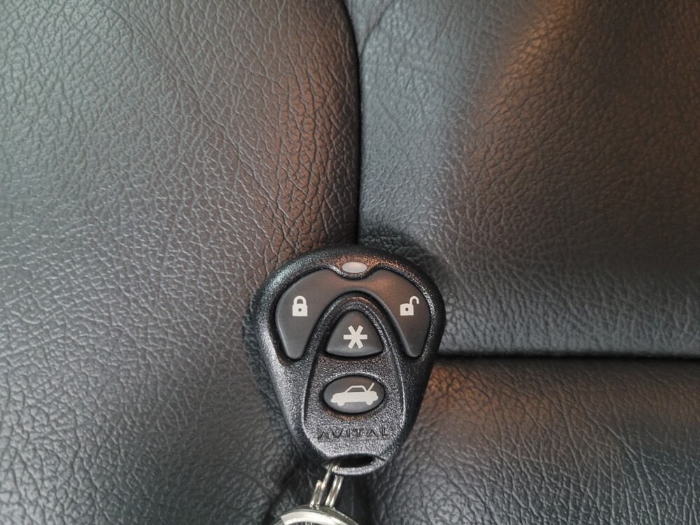 2018 Jeep Wrangler in Indianapolis, IN 46219 - 18100359 32