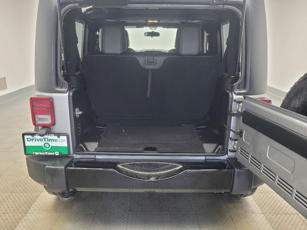 2018 Jeep Wrangler in Indianapolis, IN 46219 - 18100359 29