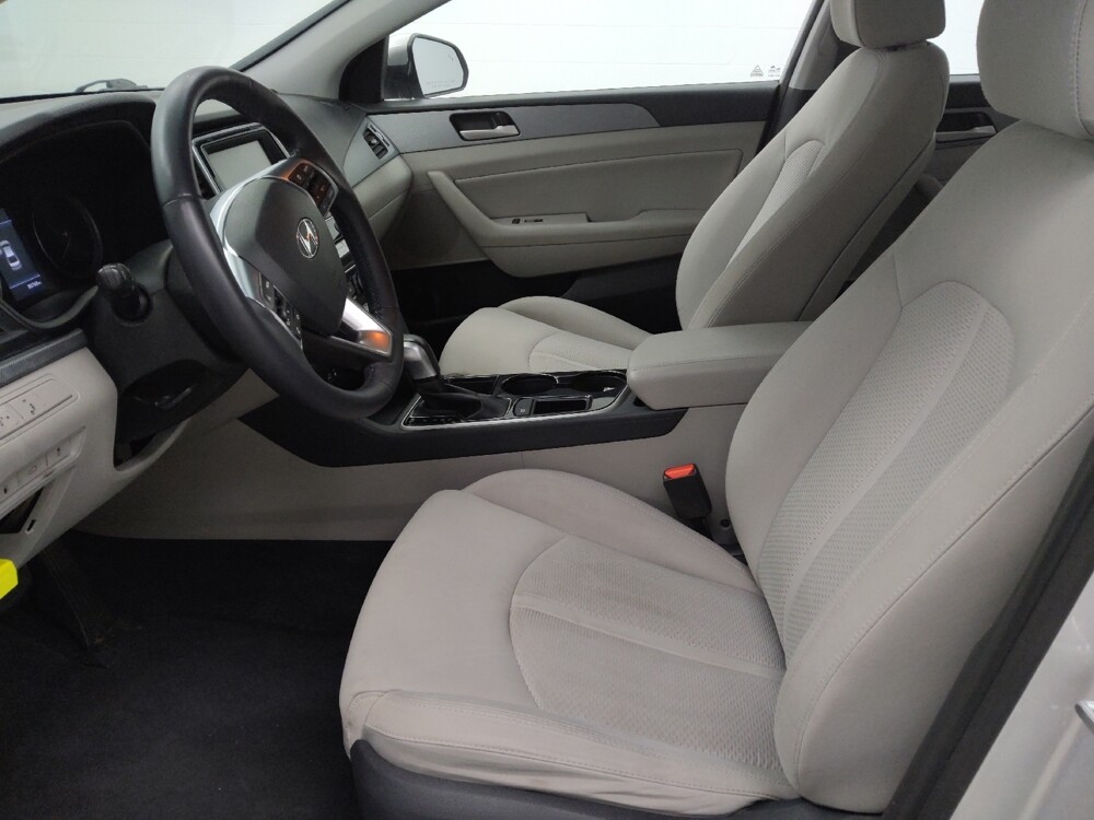 2018 Hyundai Sonata in St. Louis, MO 63125 - 18100360 17